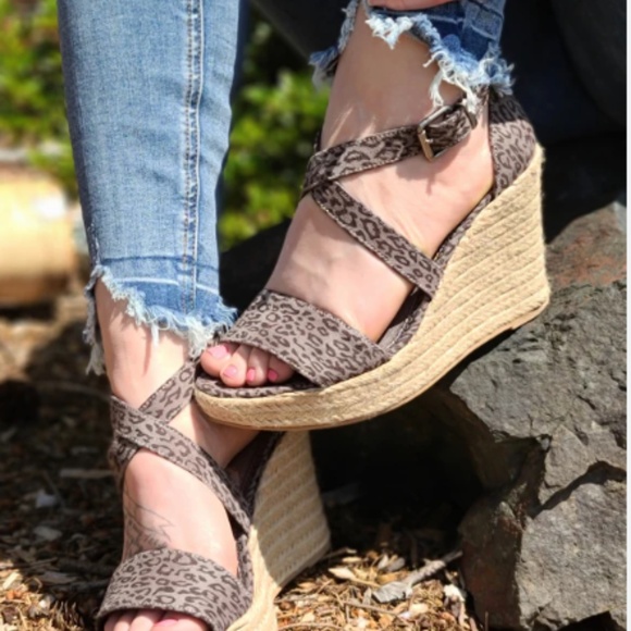Very G Patti Espadrille Wedge heel shoe - Picture 8 of 8